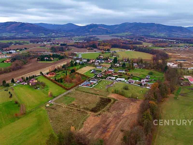 Stavební pozemek 2 703 m²